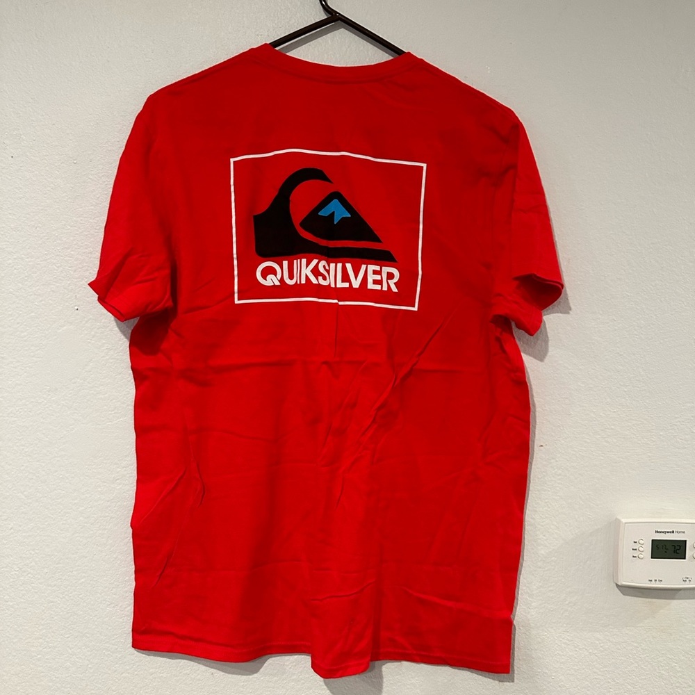 Quiksilver - Picture 2 of 5